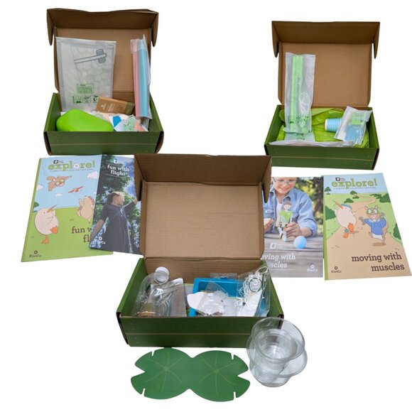 Kiwi Crate Craft Kit LOT OF 3 Moving w/ Muscles, Fun w/ Flight, Peek Into Ponds - Picture 1 of 10